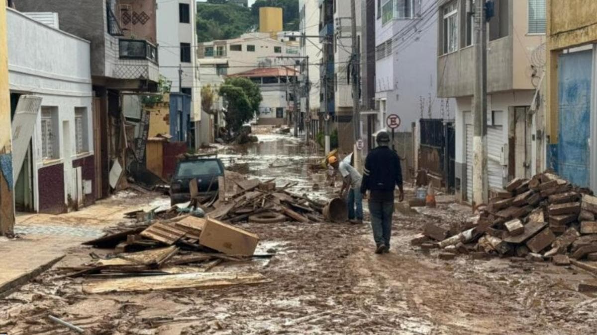 Lama, destruição e hora de recomeço: veja como ficou Ubá após temporal histórico em Minas