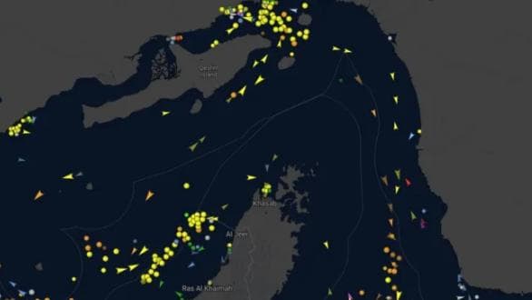 Trump ameaça destruir navios no Estreito de Ormuz; Irã reage e fala em “pirataria”
