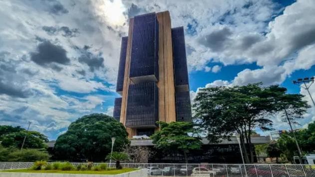 Mercado espera novo corte da Selic; Copom decide taxa de juros nesta quarta-feira