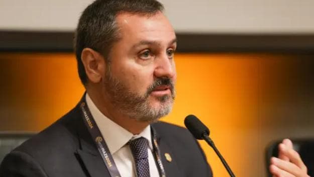 Crise no STF: André Mendonça determina afastamento do diretor-geral da Polícia Federal