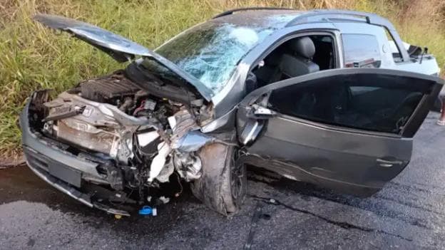 Acidente na BR-381 deixa dois feridos em estado grave em Caeté