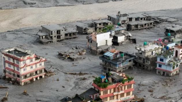 Terremoto de magnitude 5 atinge Tibete em meio à tragédia provocada por enchentes no Nepal
